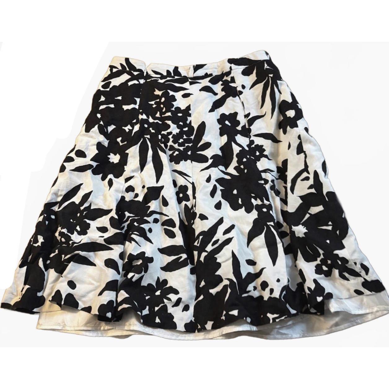 Carmen Marc Valvo Black And White Floral Skirt - Size 8